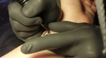 13 choses auxquelles j&rsquo;ai pensé en me faisant tatouer