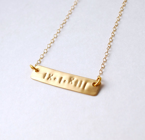 4 boutiques Etsy où personnaliser ses bijoux