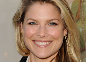 Ali Larter de la série « Heroes » est enceinte