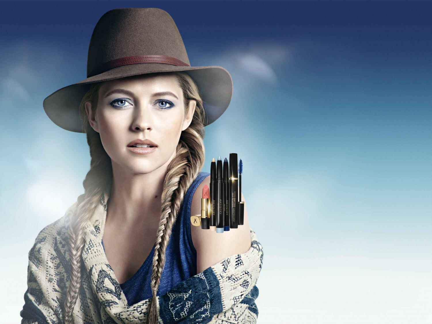Ambiance Wetern Chic avec la nouvelle collection Make Up Artistry Indigo Skies