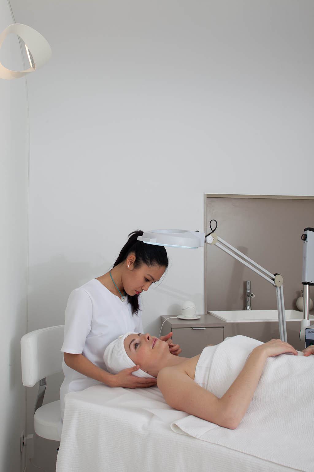 Aquamoon lance pour la première fois un soin à l&rsquo;Ambre Bleue