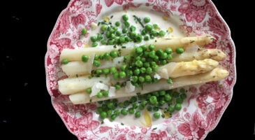Asperges crème de parmesan petits pois