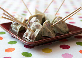 Bouchées de chocolat blanc, pistaches et cranberries