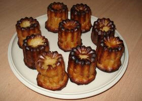 Cannelés de bordeaux