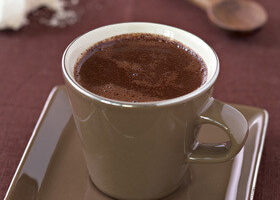 Chocolat chaud à la cannelle