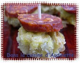 Brochettes de chorizo et tortilla aux chips