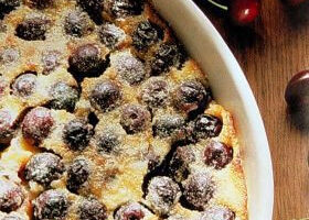 CLAFOUTIS AUX CERISES