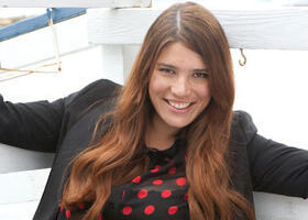 Dans le dressing de Clémentine Desseaux, mannequin size plus