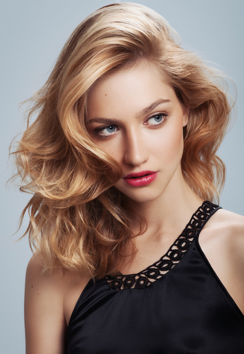 Comment réparer ses cheveux abîmés par les vacances ?