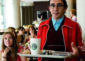 « Cyprien » : vous êtes blonde à forte poitrine ?