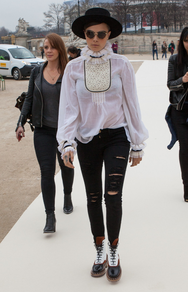 DRESS LIKE CARA DELEVINGNE