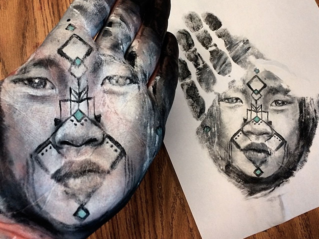 De la main à la toile