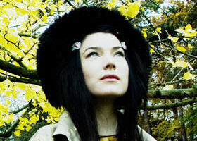 Découvrez le nouveau clip de Brisa Roché !