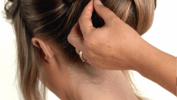 Des chignons faciles et classy avec accessoires