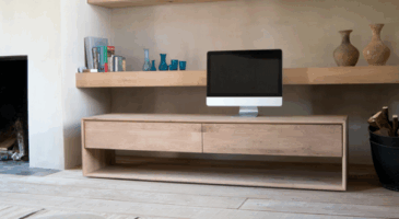 Des meubles en bois massif pour une déco réussie