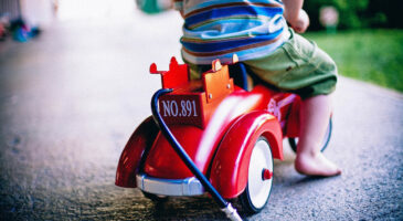 Dis Maman, c’est combien la lune ?