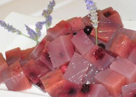 Cubes de fruits rouges à la lavande