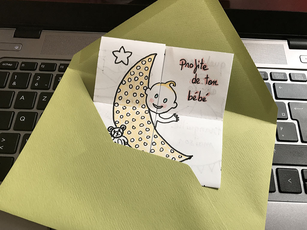 Fabriquer une carte qui se déplie sans fin