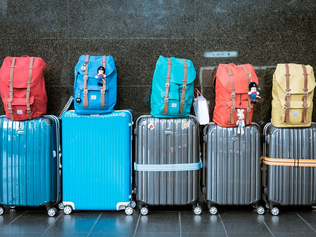 Faire sa valise en 10 GIFS