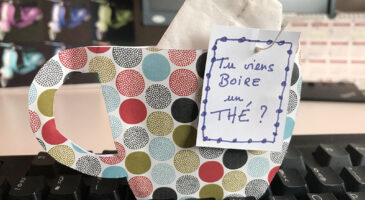 Faire une invitation pour boire un thé