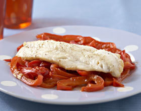 Filets de dorade aux poivrons rouges