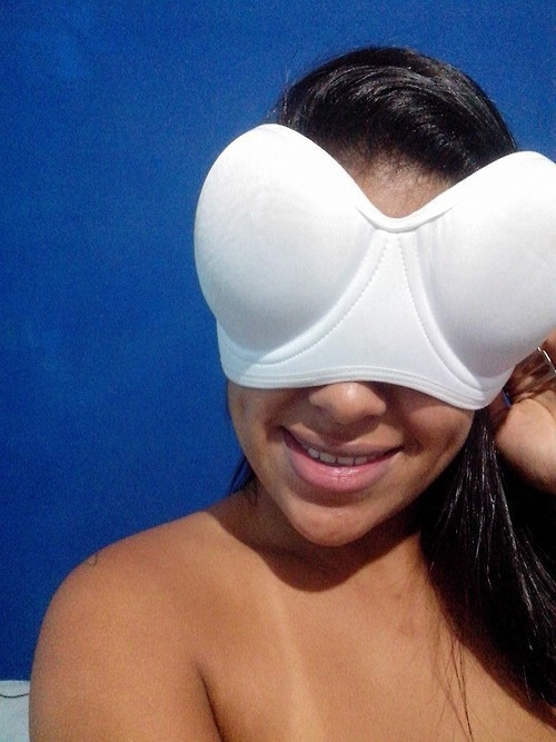 Fini le seau d&rsquo;eau, place aux seins nus avec le BeeChallenge