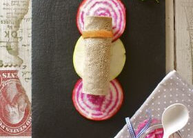 Galette au saumon fumé, fromage frais de pousses d&rsquo;épinard et aneth