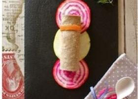 Galette de saumon fum&eacute;, fromage frais de pousses d&rsquo;&eacute;pinard et aneth