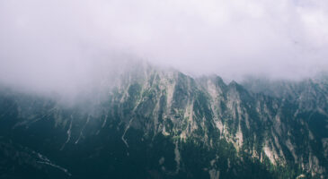 Grimper sur la montagne