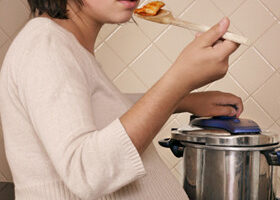 Les menus « type » de la femme enceinte… selon le Dr Thérésy