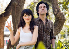 L&rsquo;actrice Zooey Deschanel chante et on est fan !