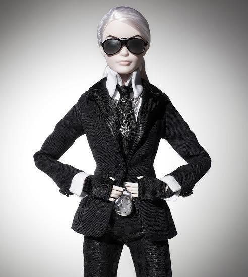 La Barbie Karl arrive !