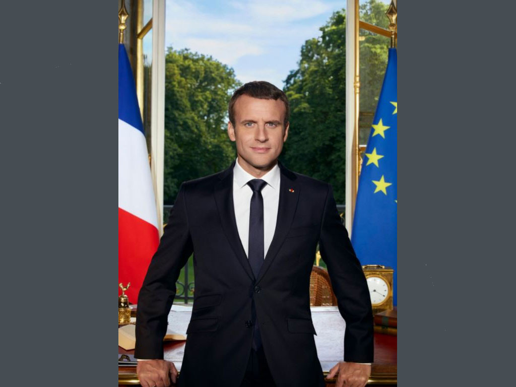 La photo officielle du président est sortie (et ses détournements aussi)