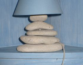 Lampe en galets