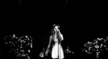 Lana Del Rey en concert… dans un cimetière !