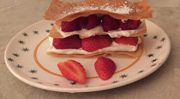 Le mille-feuille  fraises framboises au mascarpone