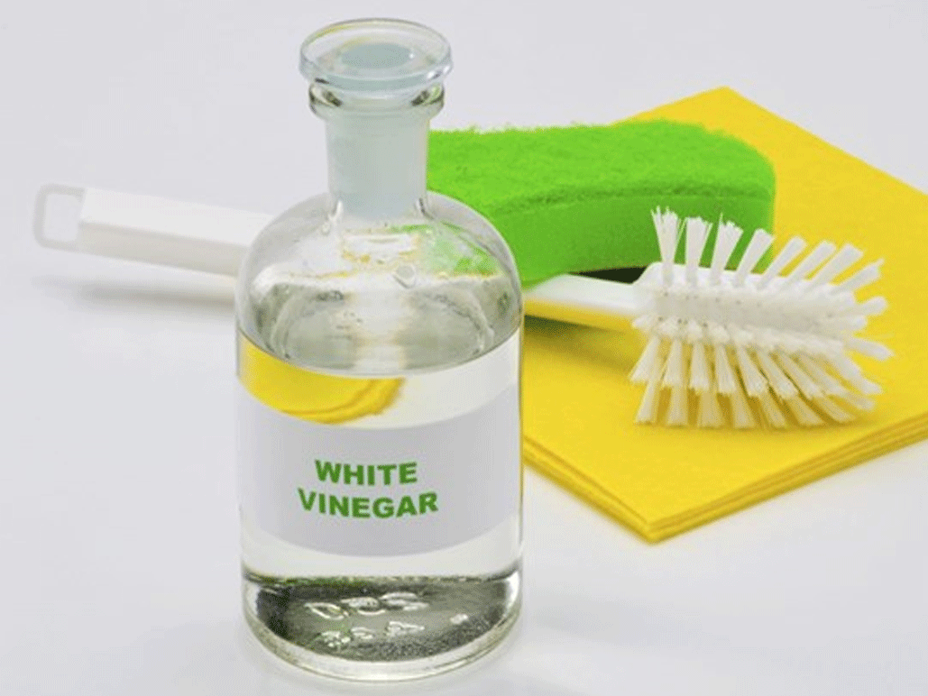 Le vinaigre blanc, recette miracle et astuce de grand-mère !