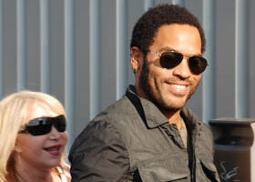 Lenny is so SEXY !!!