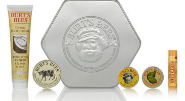Les 5 essentiels de Burt&rsquo;s Bees dans un coffret