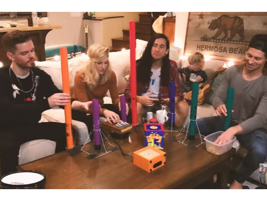 Les Walk off the Earth reprennent Shape of You de Ed Sheeran et on adore !