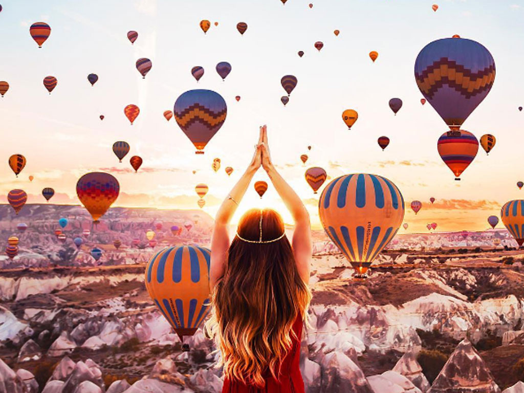 Les poétiques lâchés de montgolfière en Cappadoce (Turquie)
