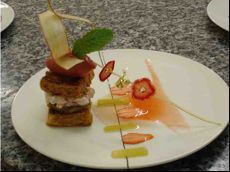 Millefeuilles fraise et rhubarbe