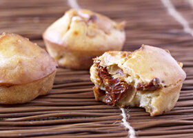 Muffins au comté et aux tomates séchées