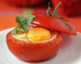 Oeuf cocotte en tomate