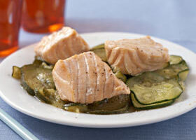 Papillotes de saumon aux courgettes et coriandre