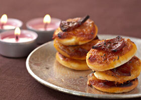 Pizzetta tomates, chorizo, mozzarella