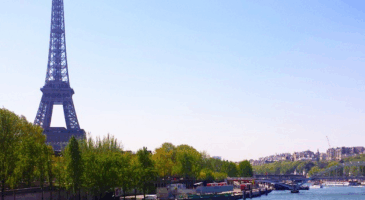 Prendre le temps de jouer les touristes