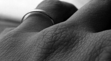 Quand ta belle-famille te met la pression