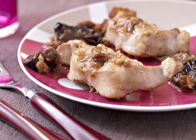 Râbles de lapin aux pruneaux