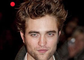 Robert Pattinson superstar des MTV Movie Music Awards